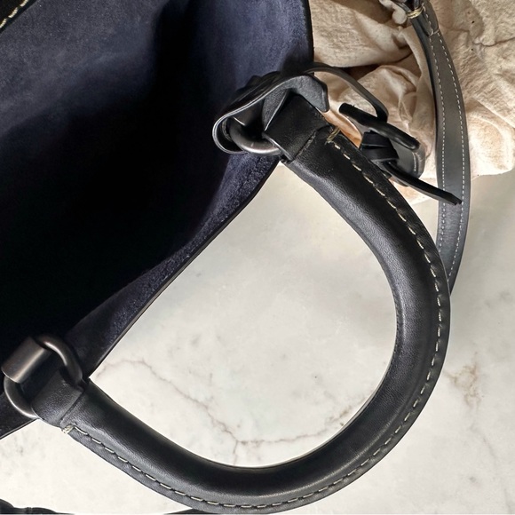 Rogue Coach bag pebble leather black olive green top handle, shoulder cross body - Picture 2 of 5